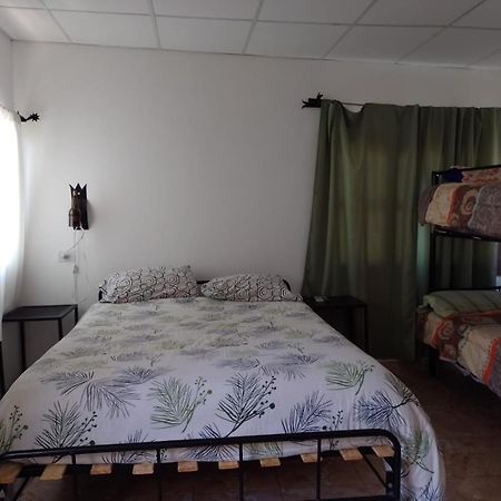 Hostal Los Faroles Chicoana Dış mekan fotoğraf